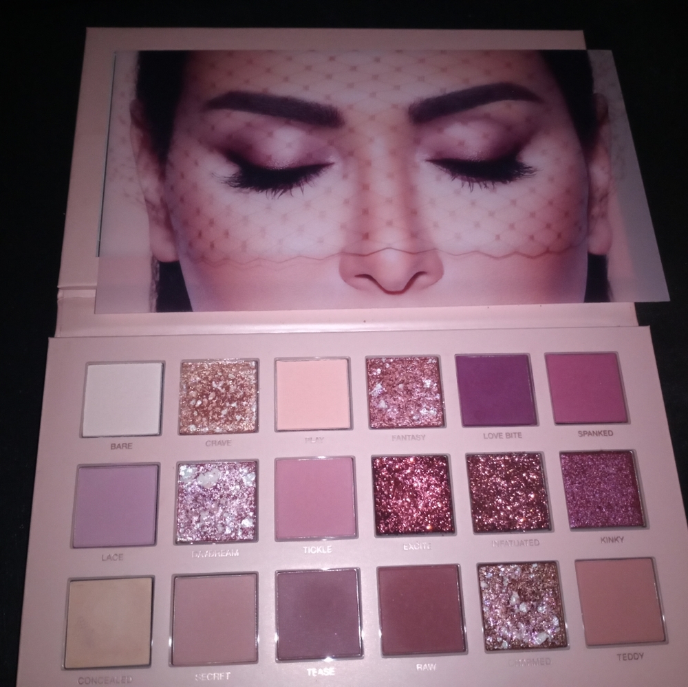 Huda nude palette